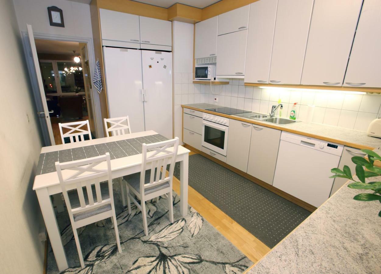Michelle Center Apartment Rovaniemi Buitenkant foto
